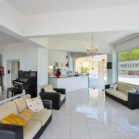 Διαμέρισμα Loucerna Chania *