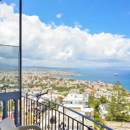 Loucerna Chania Апартаменти