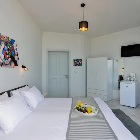 Апартаменти Loucerna Chania *